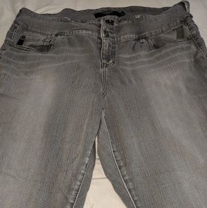Torrid Size 18w Crop denim stretch pants